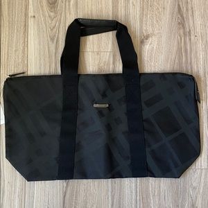 Burberry Fragrances GYM bag